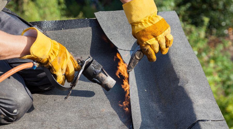Professional gutter cleaning in Watertown, WI